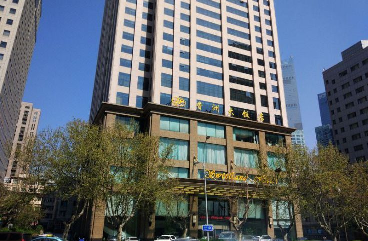 Central Plaza Hotel
